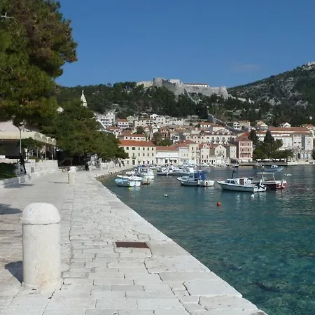 Daire Hvar Hvar Town