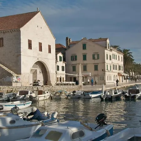 Daire Hvar Hvar Town