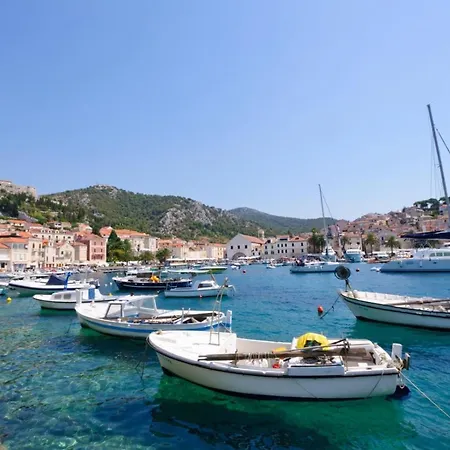 Hvar Daire